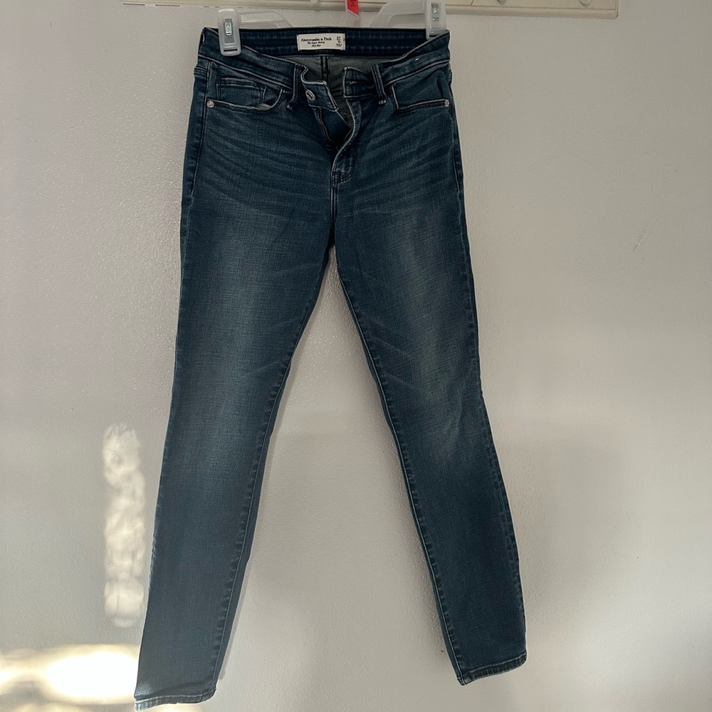Abercrombie & Fitch jeans, super skinny mid rise, size 4short